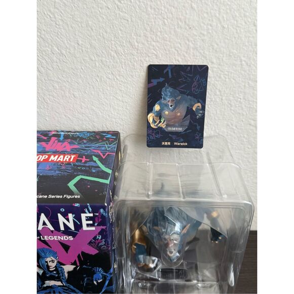 POP MART League of Legends: Arcane Series Blind Box Figure - Warwick - Picture 2 of 5